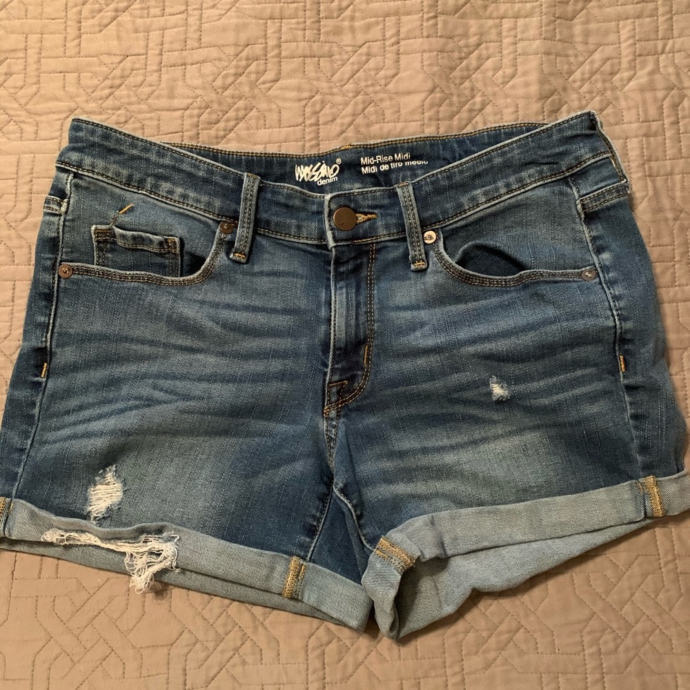 Blue jean shorts